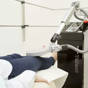 Bild von Orthopäde & Osteopath Dr. Markus Serek | Wien