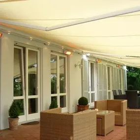 Bild von glasklar BAUER MARKISEN & GLASOASEN®