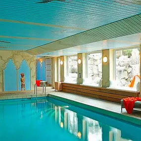 Pool - indoor