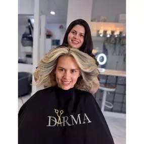 En Darma Hair Salon Puedes conseguir tu rubio deseado
