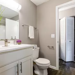 Bild von Priest Lake Apartment Homes