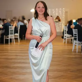 Bild von Kristina Arent - freie Rednerin & Hochzeitsmoderatorin