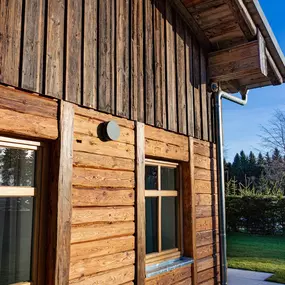 Bild von Altholz - Die Holzflüsterer