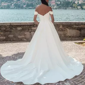 Bild von VITA Brava Hochzeitsmodehaus