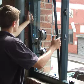 Bild von DC Glass & Lock Ltd