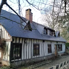 Bild von S.Francky Couverture: Couvreur, Rénovation toiture, Démoussage, Seine-Maritime