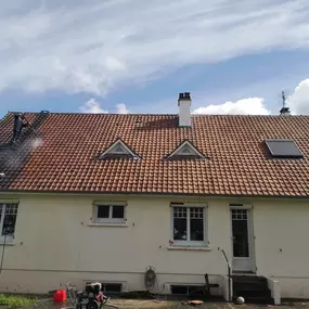 Bild von S.Francky Couverture: Couvreur, Rénovation toiture, Démoussage, Seine-Maritime