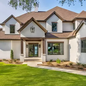 custom home renovation_ lake norman waterfront homes _The-Ride
