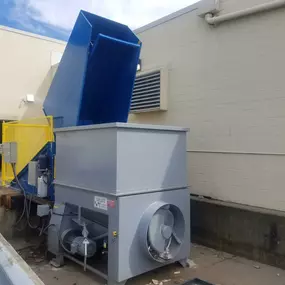 Auger with Hydraulic Cart Dumper - side 3 of 3