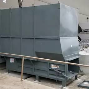 2-YD Stationary Compactor with Enclosure - 2 of 3