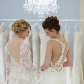 La Belle Mariee Bridal
14 Summit Square Shopping Center
Langhorne, PA 19047
(215) 860-6400