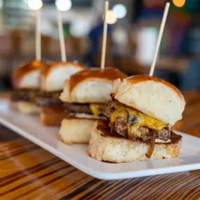 Cheeseburger sliders - Voodoo Brewing Co. Plano - Food