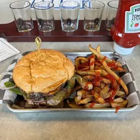 Foodoo Burger - Voodoo Brewing Co. Plano - Food