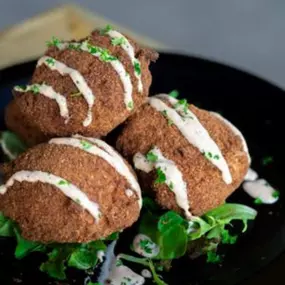 Mac and Cheese balls - Voodoo Brewing Co. Plano - Food
