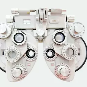 FOTO_APARATO_OPTICASTOTANA.jpg
