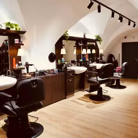 Herrenfriseur Birbey, Hall in Tirol