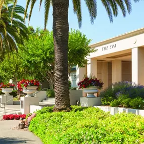 The Spa at Silverado welcomes you to 16,000 sq. ft. of bliss, offering massages, facials, and body scrubs and a dedicated spa pool.