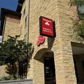 It is definitely feeling like fall around here!

Are you a fan of the cooler weather? or do you want the heat back? Comment below!

Have a great week! ????☀️