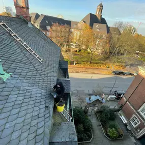 Dachdeckermeister - Hartwig Hesse Stiftung | Meister im Seil GmbH - Industriekletterer Hamburg