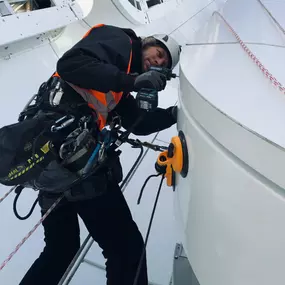 Montage - Grand Tower Frankfurt | Meister im Seil GmbH - Industriekletterer Hamburg