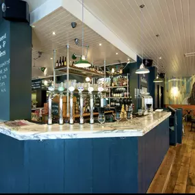 Actress Interior