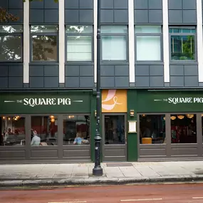 Square Pig Exterior