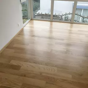 Austellung -  Aeschbacher Innenausstattungen - Bodenbelägen - Bettwaren, Vorhänge, Lederwaren, Geburtsanzeigetafeln und Kinderartikel - in Biberist bei Solothurn