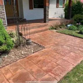 Decorative concrete walkway