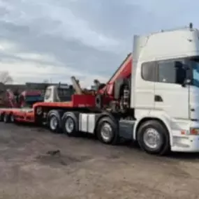 Bild von Hillas Heavy Haulage & Crane Hire