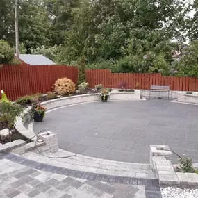 Bild von Driveway & Landscape Design