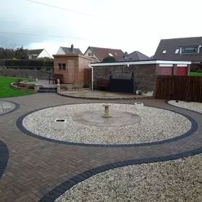 Bild von Driveway & Landscape Design