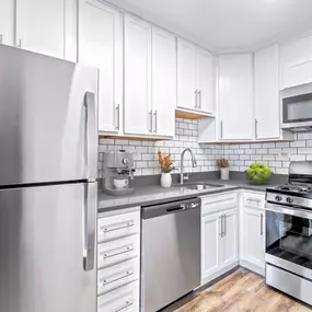 The Highlands of Chevy Chase | Kitchen