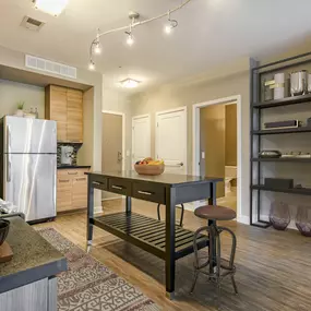 The Swift Petworth Metro | Kitchen