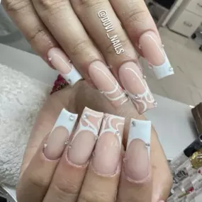 Bild von Nagelstudio Zürich - DUVI Nails an der Langstrasse