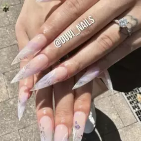 Bild von Nagelstudio Zürich - DUVI Nails an der Langstrasse