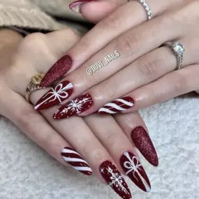 Bild von Nagelstudio Zürich - DUVI Nails an der Langstrasse
