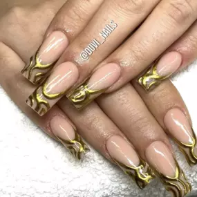 Bild von Nagelstudio Zürich - DUVI Nails an der Langstrasse