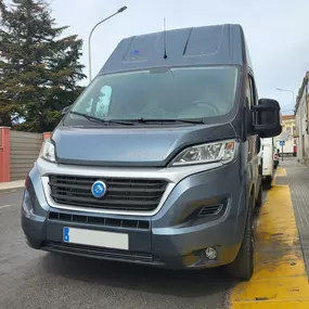 Bild von FreeVans S.L.- Taller de Autocaravanas & Camper Barcelona