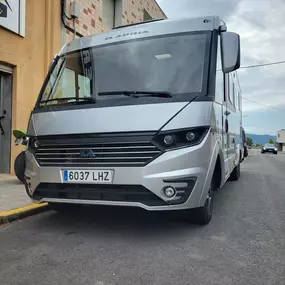 Bild von FreeVans S.L.- Taller de Autocaravanas & Camper Barcelona
