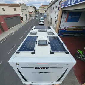 Bild von FreeVans S.L.- Taller de Autocaravanas & Camper Barcelona