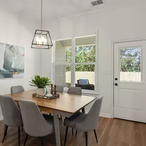 Bild von New Home Living at Medina