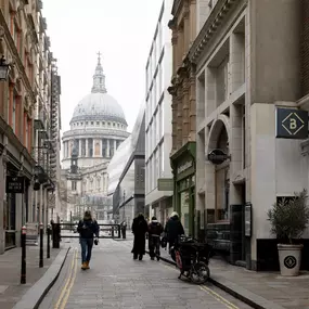 Bild von Bob W St Paul's