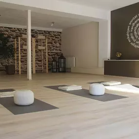 Bild von Yogaresa Yoga - Entspannung - Stressbewältigung Kurse für Anfänger bis Fortgeschrittene