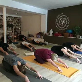 Bild von Yogaresa Yoga - Entspannung - Stressbewältigung Kurse für Anfänger bis Fortgeschrittene