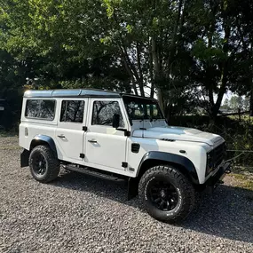 Bild von Crossways Overland Ltd