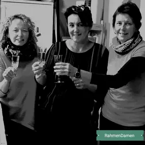Bild von RahmenDamen - Geschenke- u. Deko-Fachgeschäft