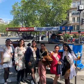Bild von DEMI TOUR PARIS