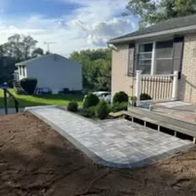 Beautiful patio design by JCrew Landscaping. Servicing Rush, Chili, Brighton, Greece, Victor, Webster, Fairport, Penfield, Henrietta, West Henrietta, Pittsford, Canandaigua, Honeoye Falls and surrounding towns in Monroe County, NY