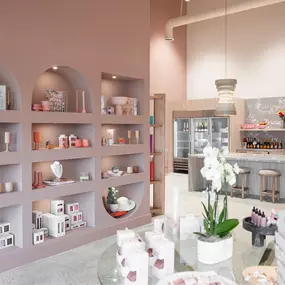 Beautiful Hair salon of Kate Barone Salon. The premiere hair salon, hair parlour, hair dressing salon in Atlanta, Georgia.
