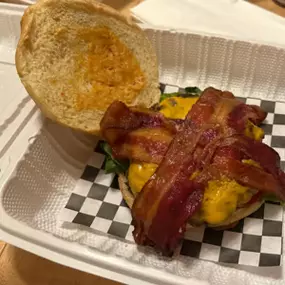 Bild von Burbanks Bites and Billiards